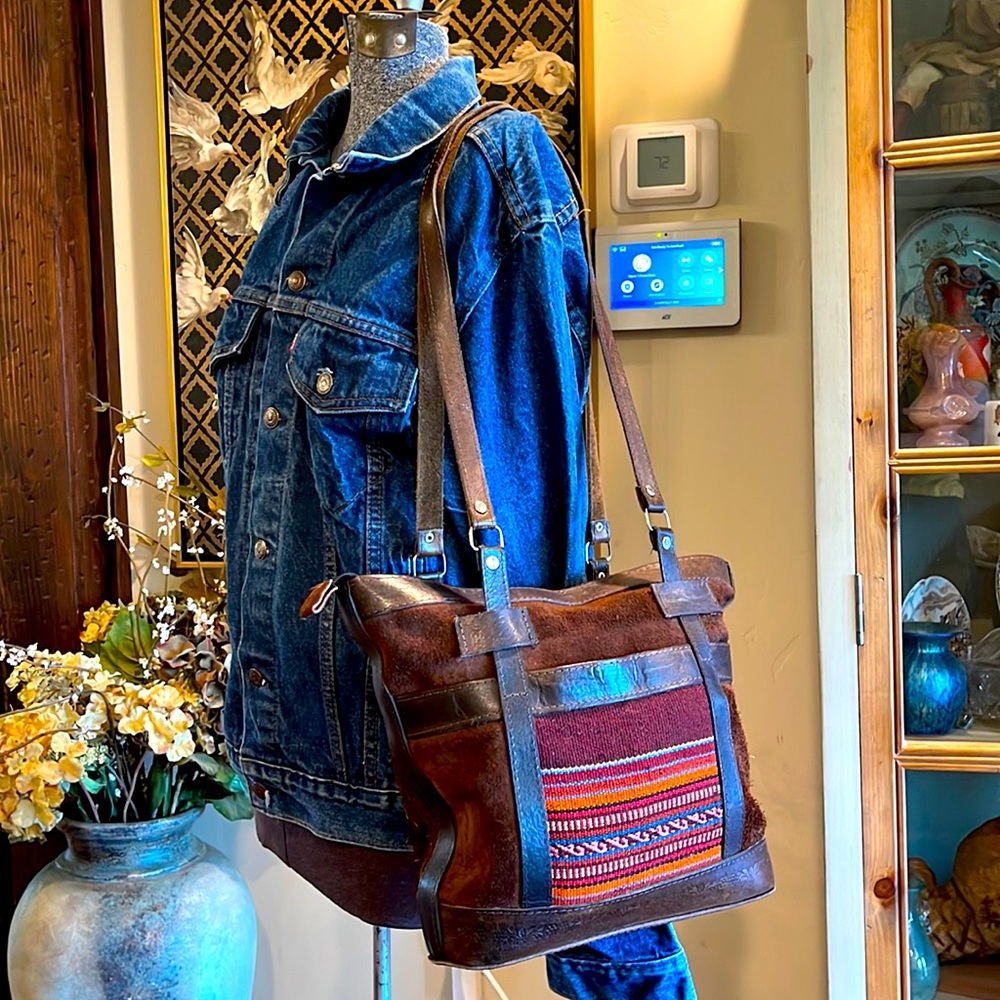 Vintage 1970s Handmade Leather Purse